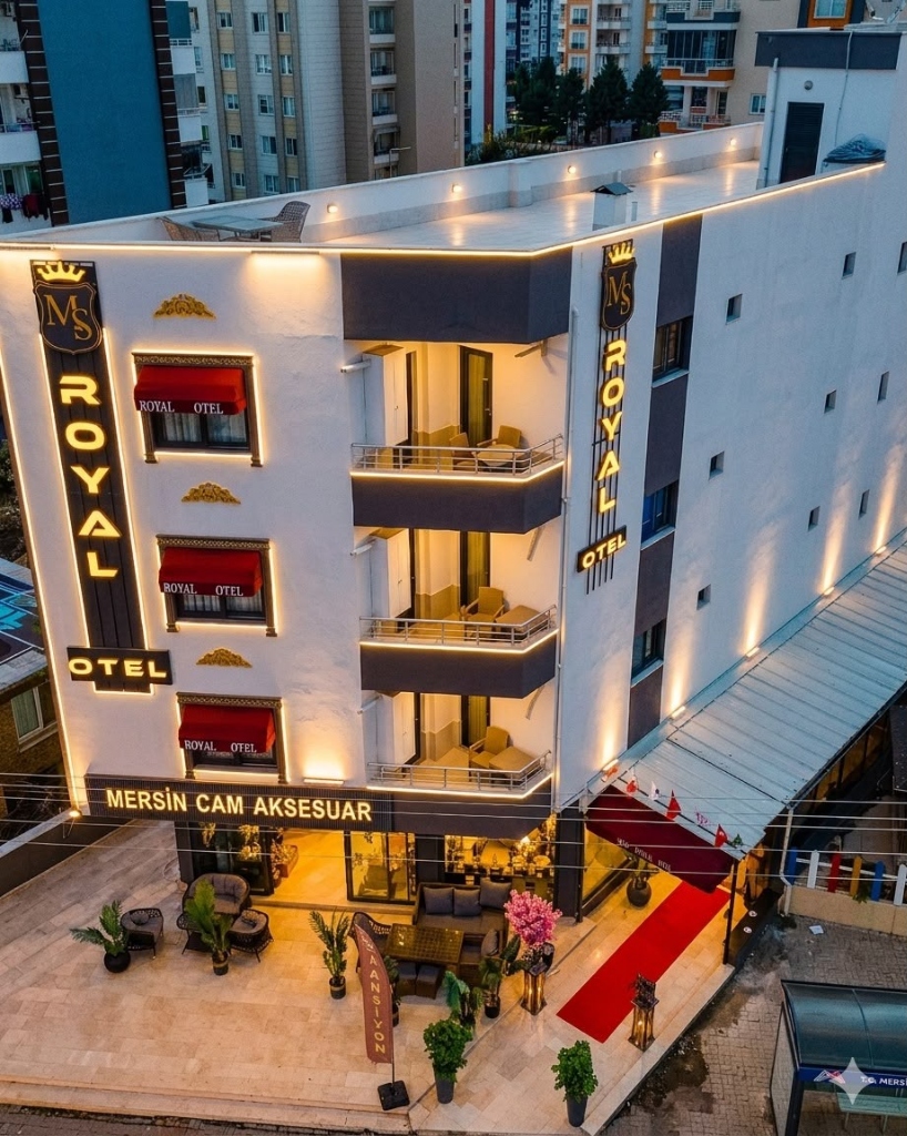 MS Royal Otel Dış Cephe